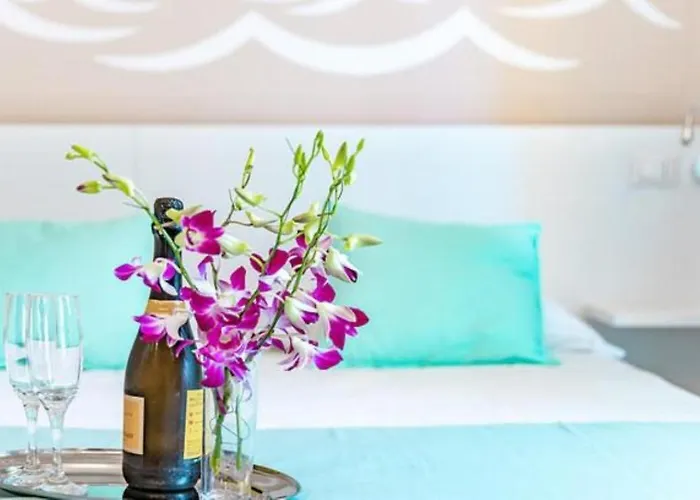 La Smeralda - Boutique Rooms And Breakfast